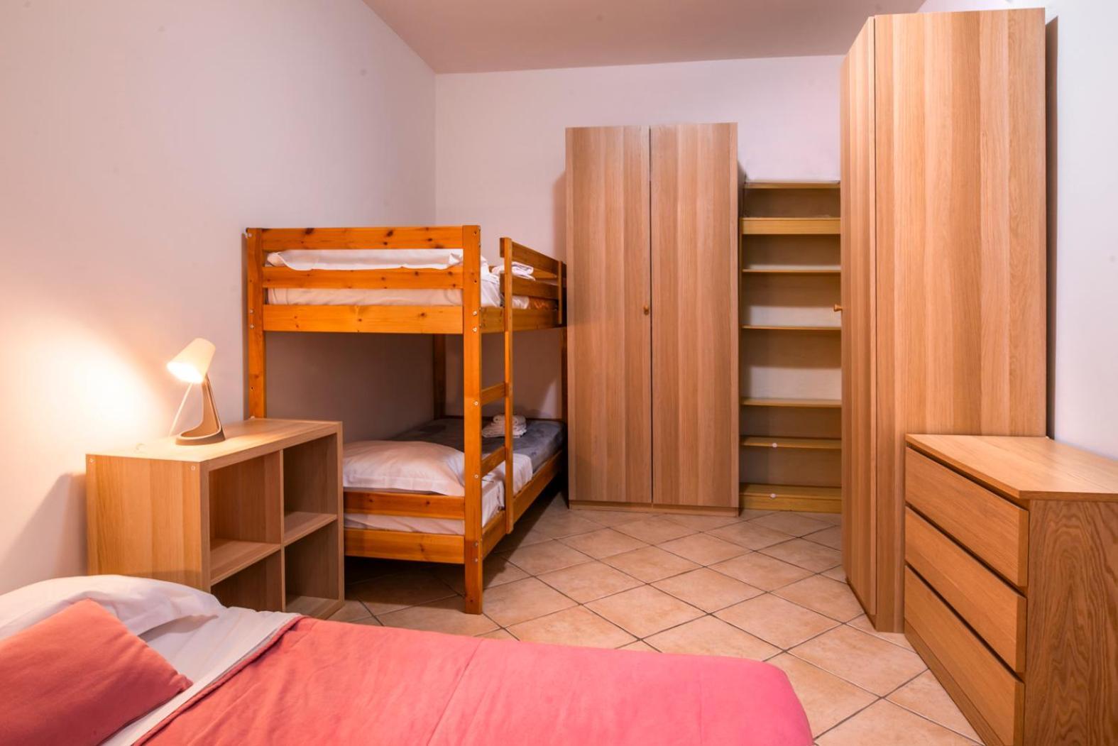 Spacious Apartment Near St Peter'S Church Rom Eksteriør billede