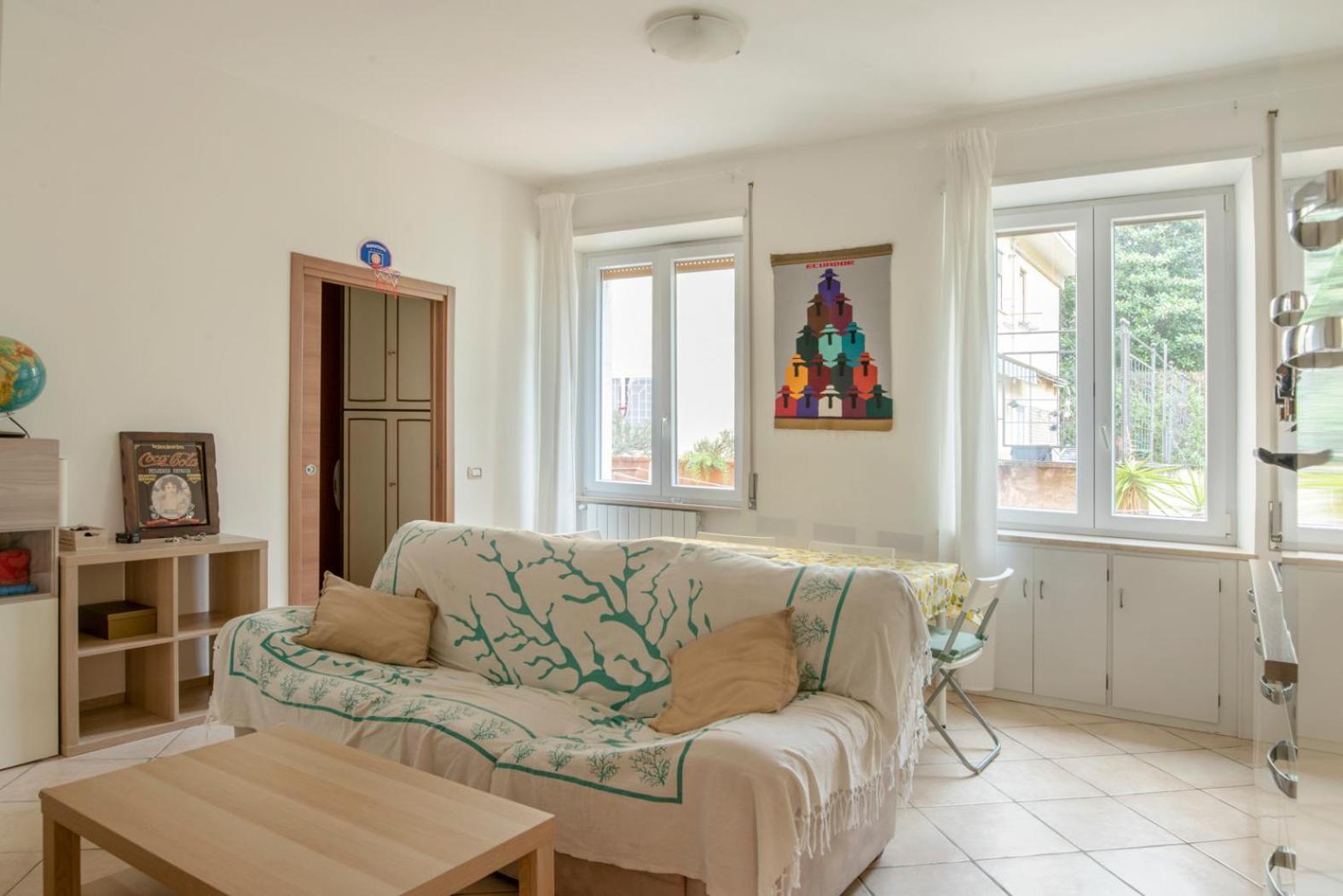Spacious Apartment Near St Peter'S Church Rom Eksteriør billede